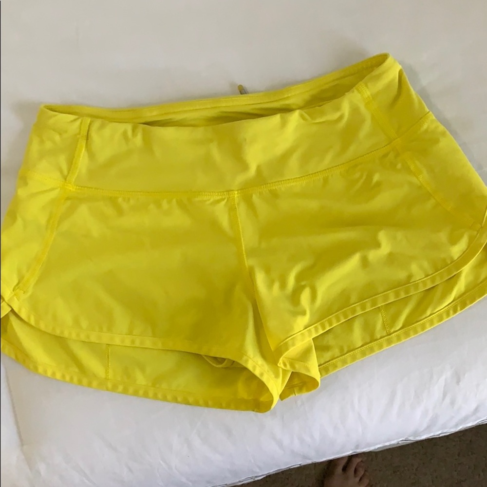 Lululemon speed shorts 4 way stretch size 4